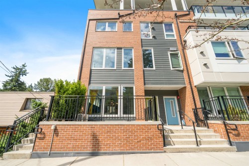 Th5-2137 Chesterfield Avenue, North Vancouver, BC 