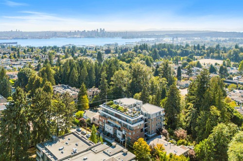 Th5-2137 Chesterfield Avenue, North Vancouver, BC 