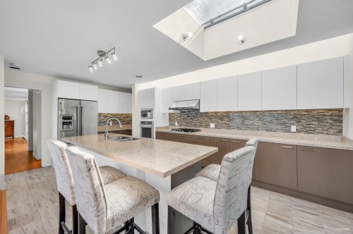 5317 Montiverdi Place, West Vancouver, BC 