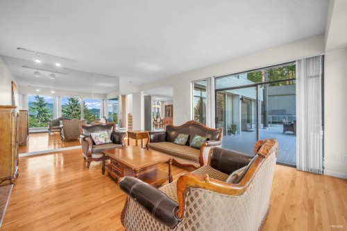 5317 Montiverdi Place, West Vancouver, BC 