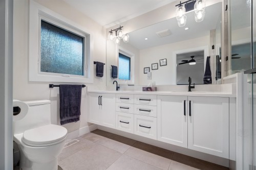 2488 Belloc Street, North Vancouver, BC 