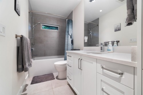 2488 Belloc Street, North Vancouver, BC 