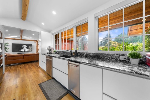 2540 Boswell Avenue, North Vancouver, BC 