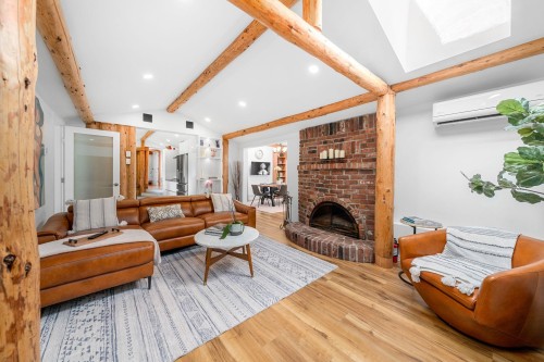 2540 Boswell Avenue, North Vancouver, BC 