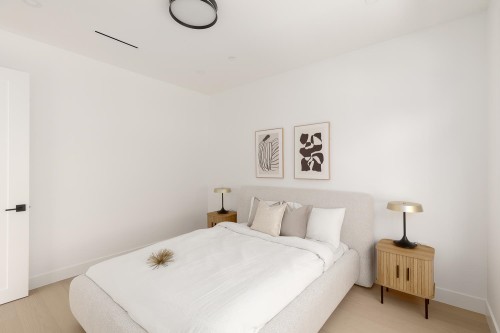 5965 Granville Street, Vancouver, BC 