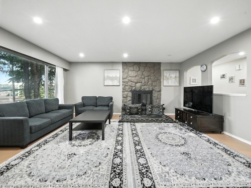 83 Warrick Street  Coquitlam, BC V3K 5L3