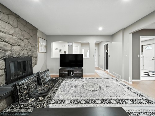 83 Warrick Street, Coquitlam, BC 