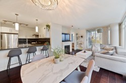 907-7090 Edmonds Street  Burnaby, BC V3N 0C6