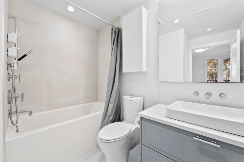 7605 Yukon Street, Vancouver, BC 