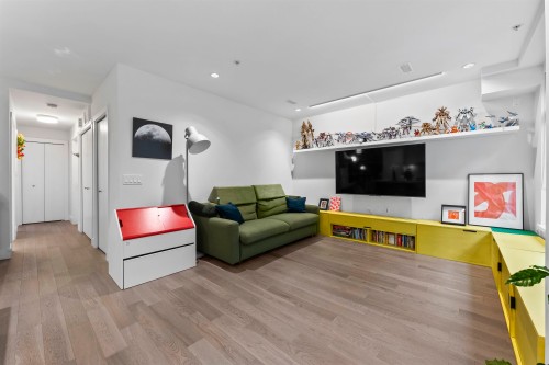 7605 Yukon Street, Vancouver, BC 