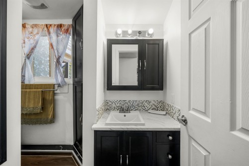 1121 Prairie Avenue, Port Coquitlam, BC 