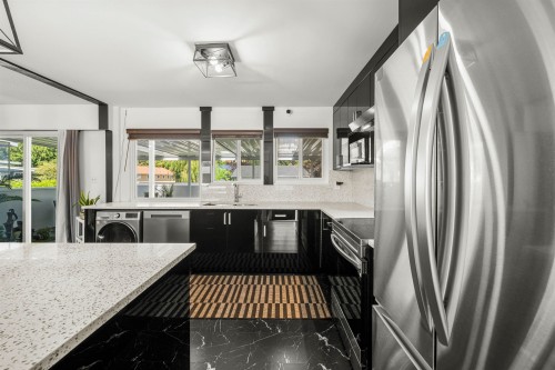 1121 Prairie Avenue, Port Coquitlam, BC 