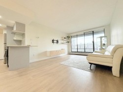 1006-4194 Maywood Street  Burnaby, BC V5H 4E9