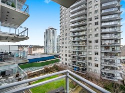 1608-888 Carnarvon St Street  New Westminster, BC V3M 0C6