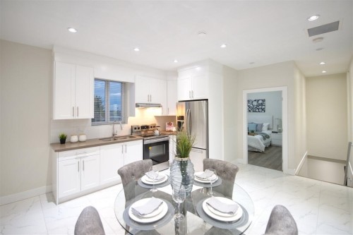 215 64Th Avenue E, Vancouver, BC 