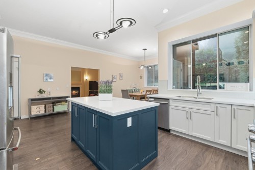 305 Sorrento Place, Coquitlam, BC 