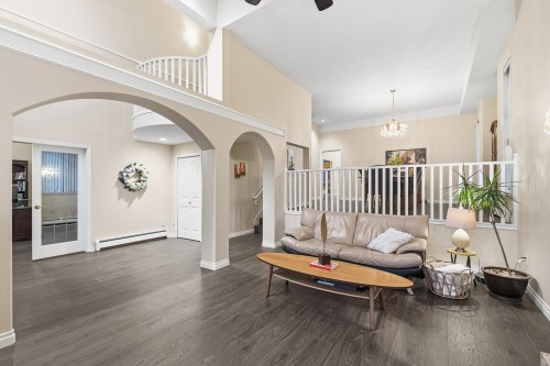 305 Sorrento Place, Coquitlam, BC 