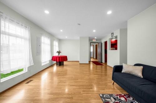 773 Prairie Avenue, Port Coquitlam, BC 