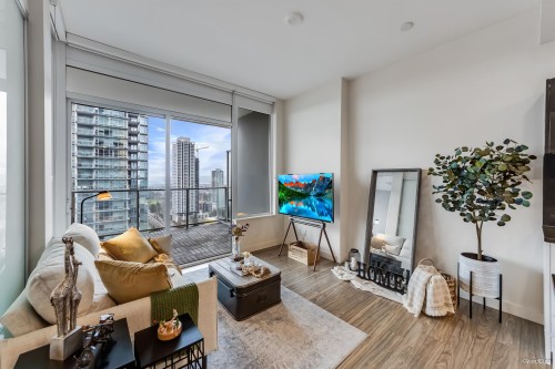 2207-6383 Mckay Avenue  Burnaby, BC V5H 0H8