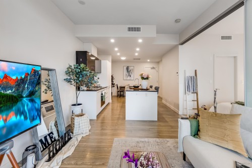 2207-6383 Mckay Avenue, Burnaby, BC 