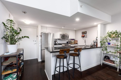 Ph7-1288 Chesterfield Avenue, North Vancouver, BC 