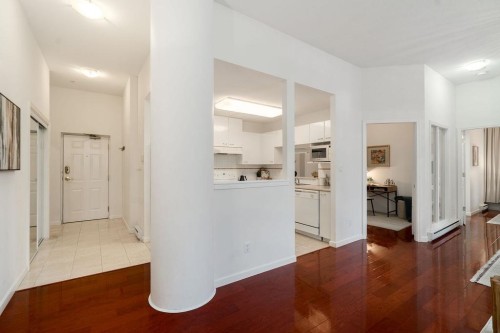 101-4425 Halifax Street, Burnaby, BC 