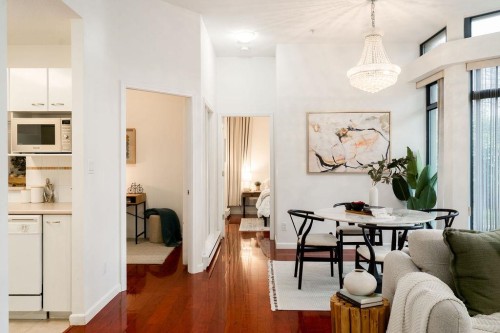 101-4425 Halifax Street, Burnaby, BC 