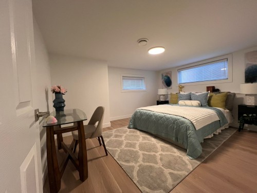 3534 17Th Avenue W, Vancouver, BC 