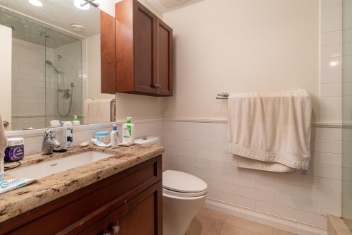 5570 Baillie Street, Vancouver, BC 