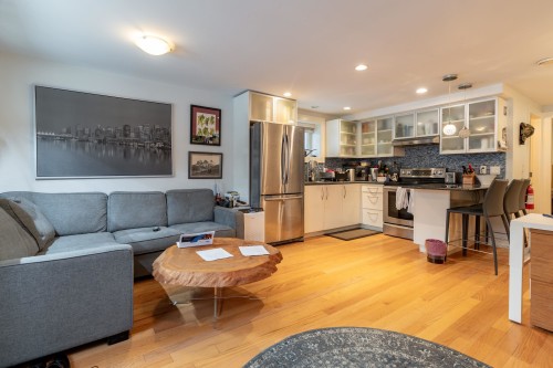 5570 Baillie Street, Vancouver, BC 