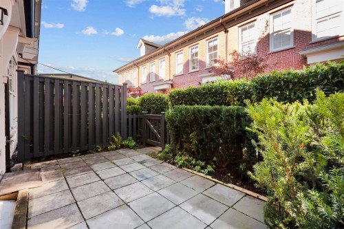 765 42Nd Avenue W, Vancouver, BC 