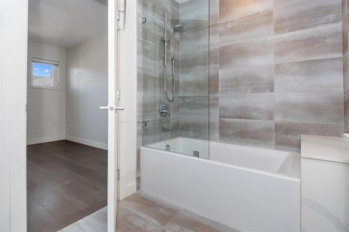 765 42Nd Avenue W, Vancouver, BC 