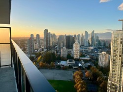 3602-6699 Dunblane Avenue  Burnaby, BC V5H 0J8