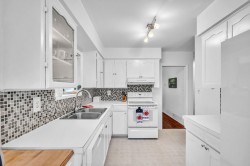 3296 Institute Road  North Vancouver, BC V7K 2K9