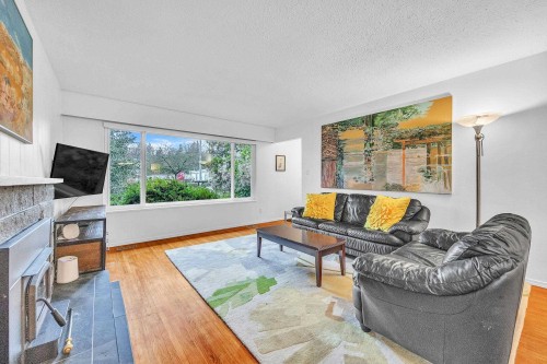3296 Institute Road, North Vancouver, BC 