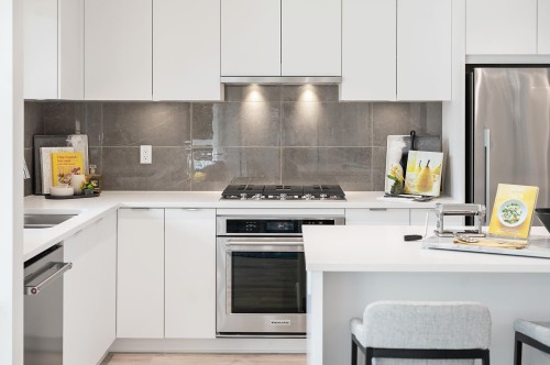 111-629 Cottonwood Avenue  Coquitlam, BC V3J 2S5