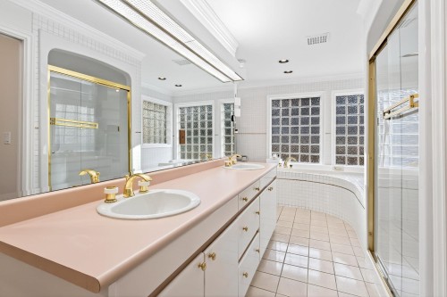 2271 Sorrento Drive, Coquitlam, BC 