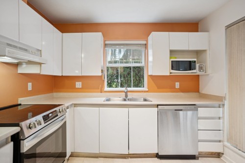 102-1199 Westwood Street, Coquitlam, BC 