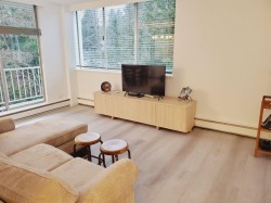 503-1785 Esquimalt Avenue  West Vancouver, BC V7V 1R7