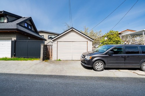 486 King Edward Avenue E, Vancouver, BC 