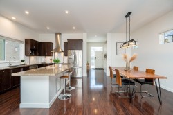 3381 Watkins Avenue  Coquitlam, BC V3E 0B3