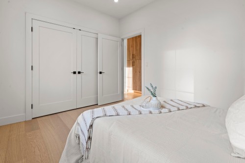 5528 Balaclava Street, Vancouver, BC 