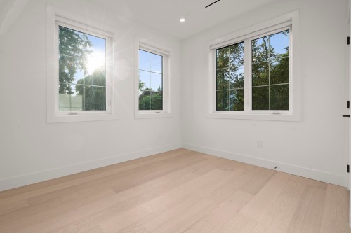 5528 Balaclava Street, Vancouver, BC 