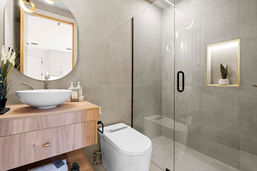 5528 Balaclava Street, Vancouver, BC 