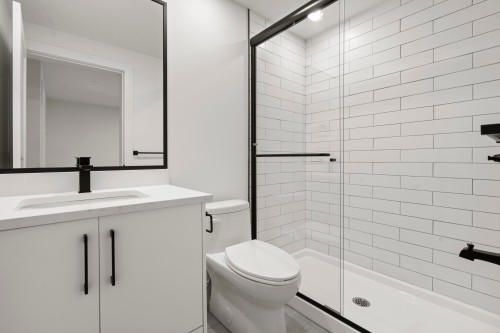 5528 Balaclava Street, Vancouver, BC 