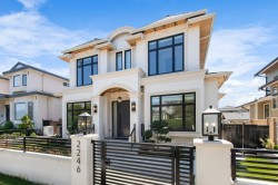 2246 20th Avenue W Vancouver, BC V6L 1G3