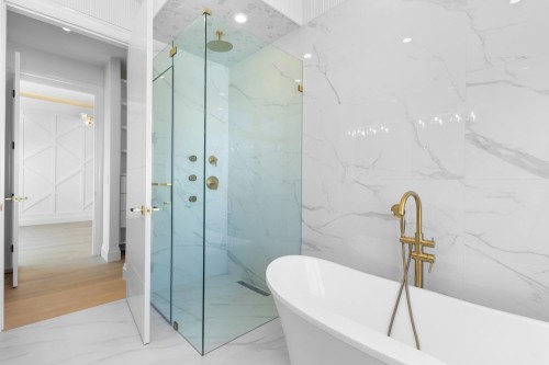 2246 20Th Avenue W, Vancouver, BC 