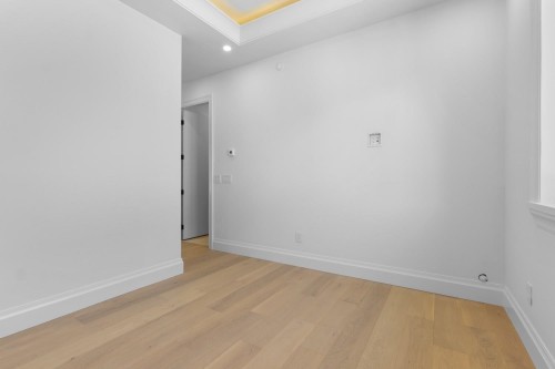 2246 20Th Avenue W, Vancouver, BC 