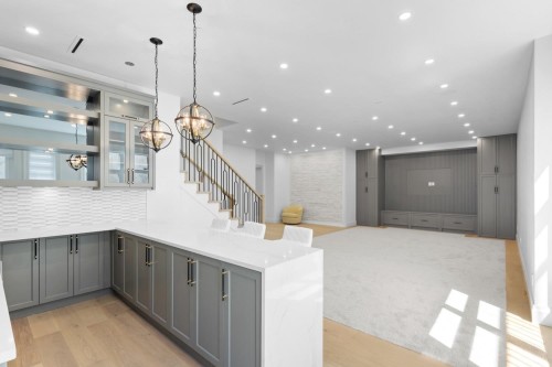 2246 20Th Avenue W, Vancouver, BC 