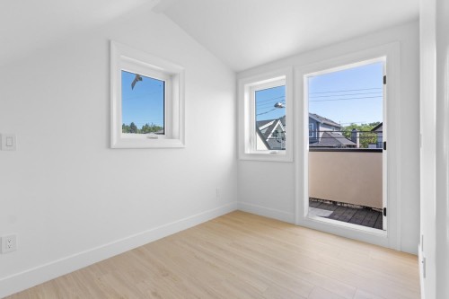 2246 20Th Avenue W, Vancouver, BC 